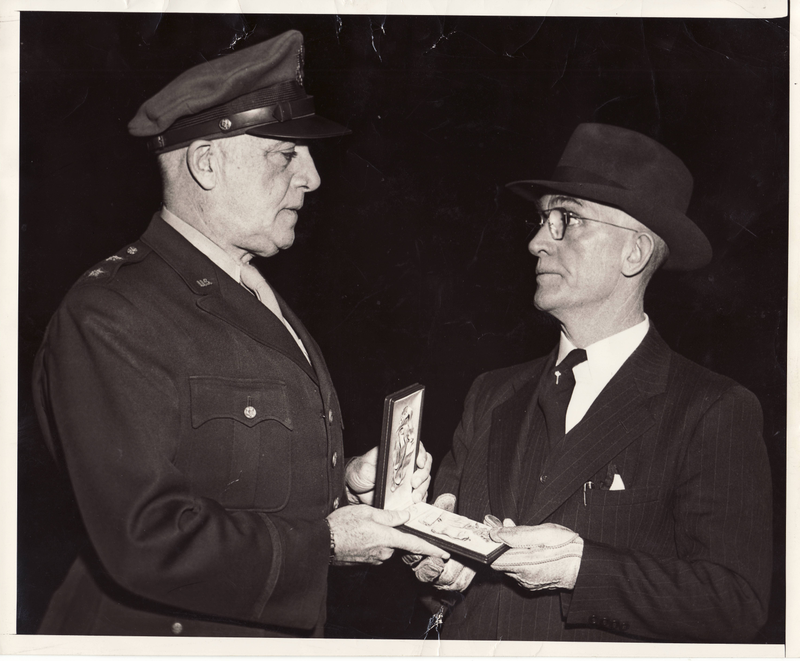 Illustration for article titled Visitors To Hell: How Two Minor Leaguers Earned Their Medals Of Honor